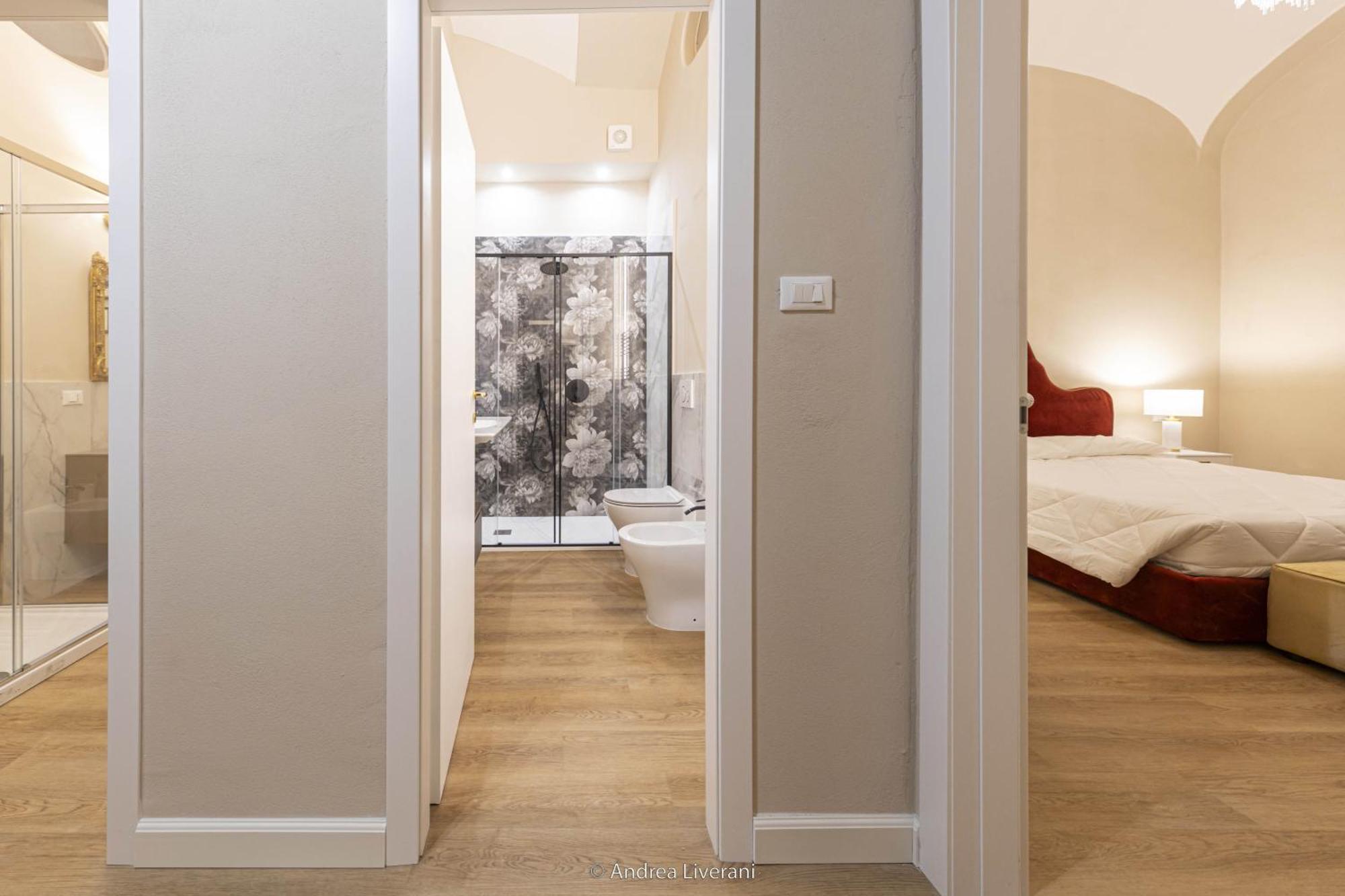 Sibilla Suite Apartment - Via Oberdan 13 Bolonia Exterior foto
