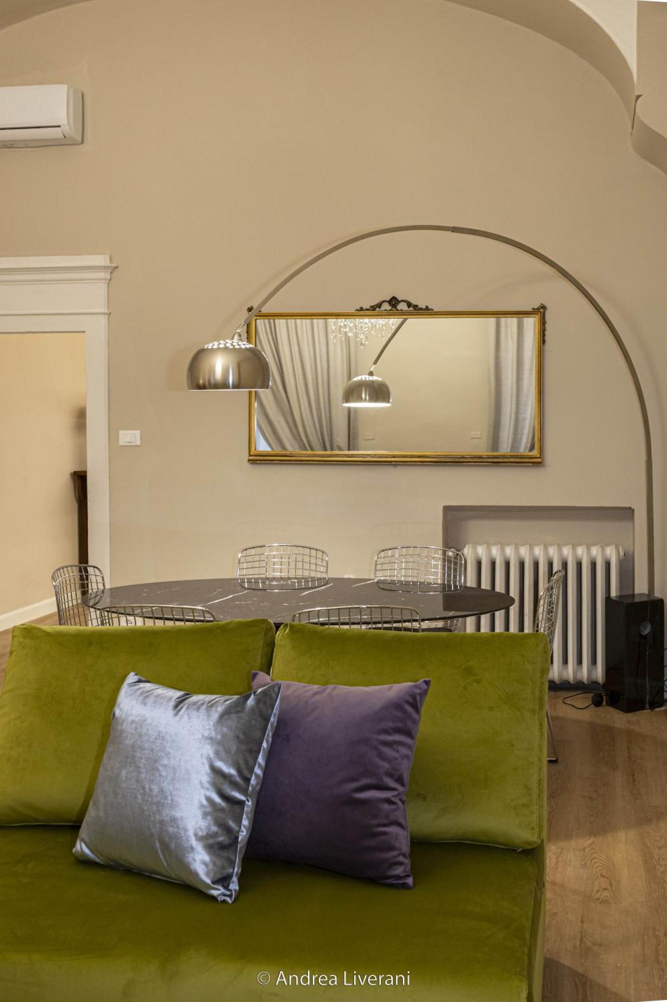 Sibilla Suite Apartment - Via Oberdan 13 Bolonia Exterior foto